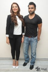 Nee Jathaga Nenundali Movie Platinum Disc Function